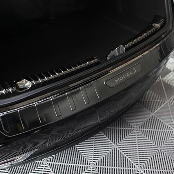 Tesla Model 3 lasteterskelbeskyttelsesbagasje laget av svart aluminium